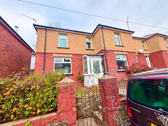 3 Bedroom Semi-detached House For Sale In North Road, Abersychan, Pontypool, NP4