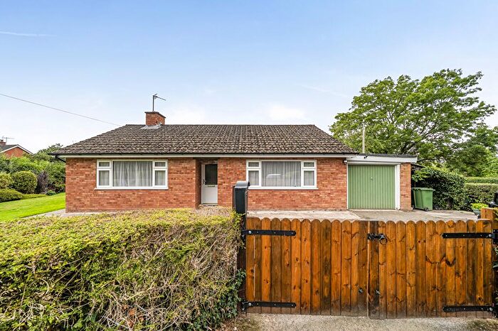 3 Bedroom Bungalow For Sale In Eardisley, Hereford, Herefordshire, County, HR3