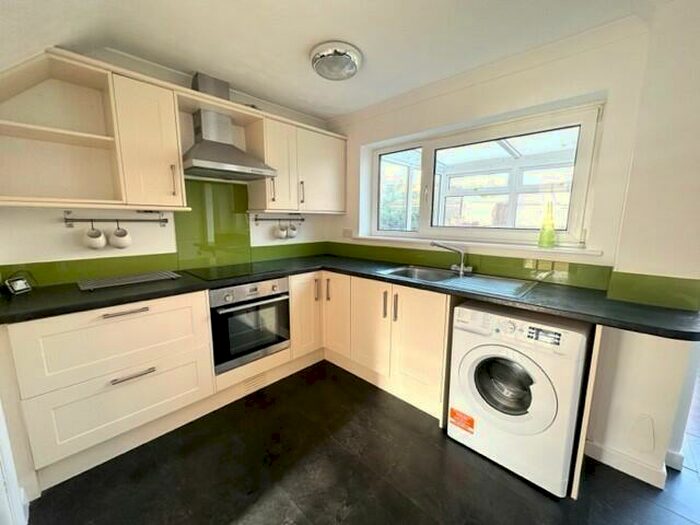 3 Bedroom Terraced House To Rent In Keynsham Road, Bitterne, SO19