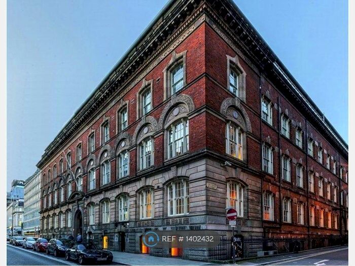 2 Bedroom Flat To Rent In Old Hall Street, Liverpool, L3