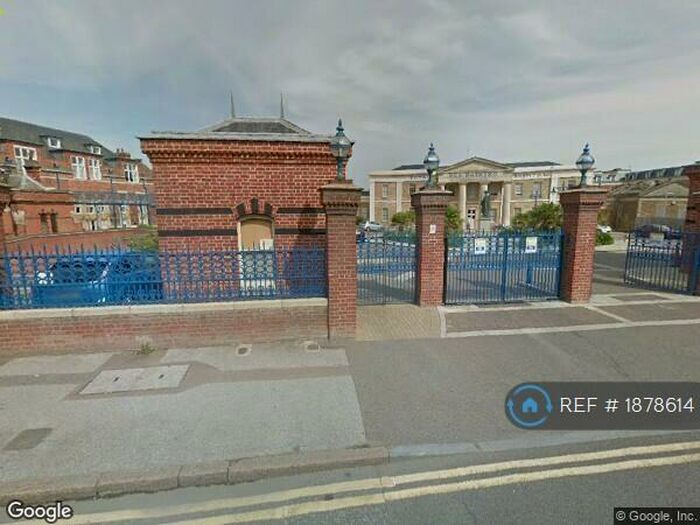 2 Bedroom Flat To Rent In Royal Seabathing, Margate, CT9