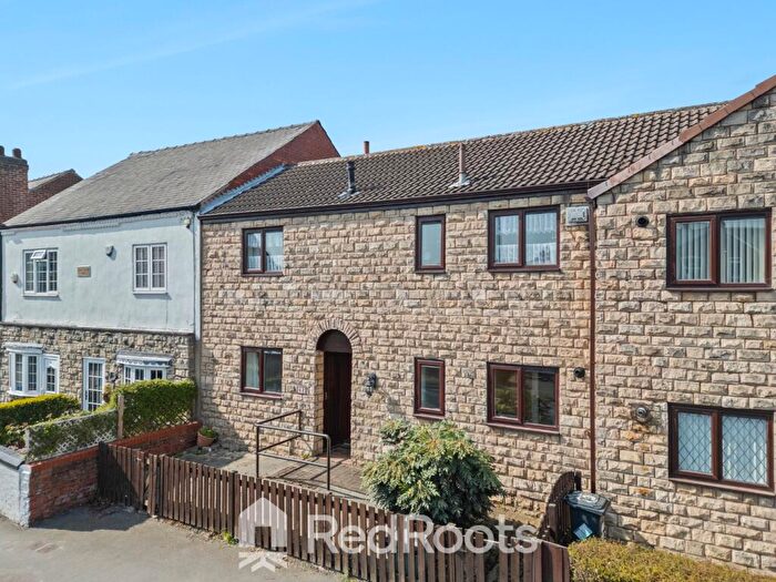 2 Bedroom Chalet For Sale In Cooke Street, Bentley, Doncaster, South Yorkshire, DN5