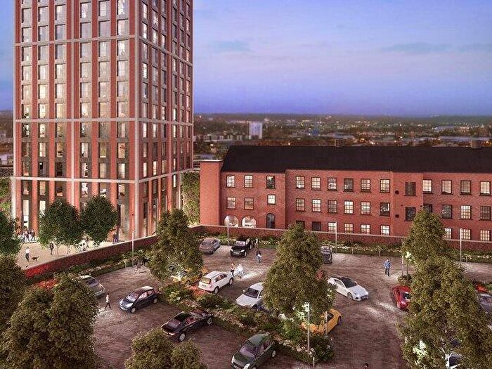 2 Bedroom Flat For Sale In Silver Street, Leeds, LS11