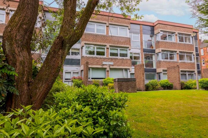 1 Bedroom Flat To Rent In Balfour Court, Lethington Avenue, Shawlands, Glasgow, G41