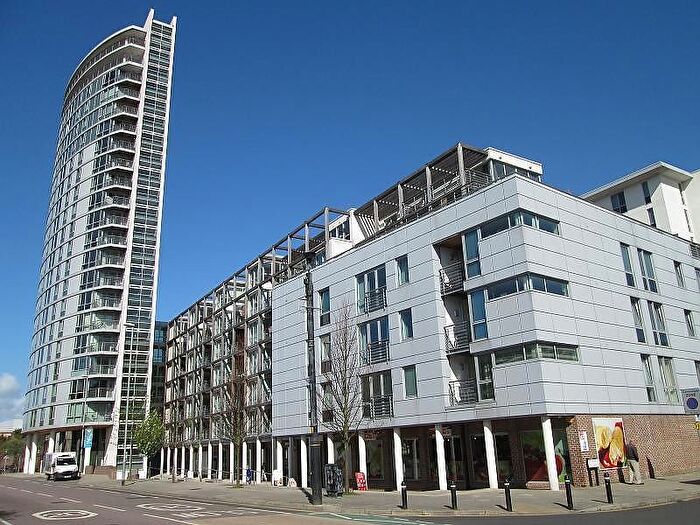 2 Bedroom Flat To Rent In Admiralty Tower, Queen Street, Portsmouth, PO1