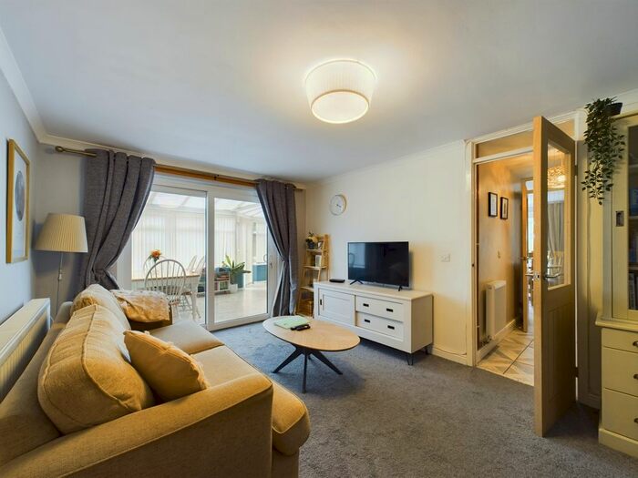 4 Bedroom Property To Rent In Alder Court, Cheltenham, Gloucestershire, GL51