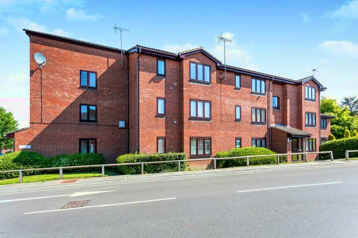 1 Bedroom Flat To Rent In Perrymount Road, Haywards Heath, RH16