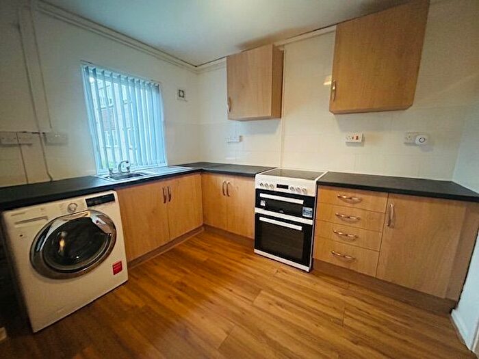 2 Bedroom Flat To Rent In Suffolk Close, Porthcawl, CF36