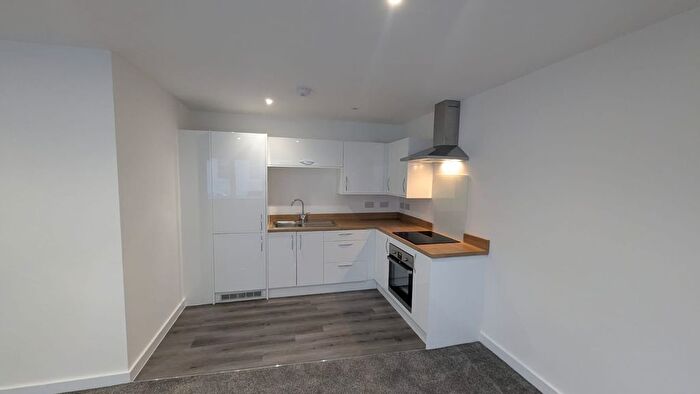 1 Bedroom Flat To Rent In Percy Street, Hull, HU2