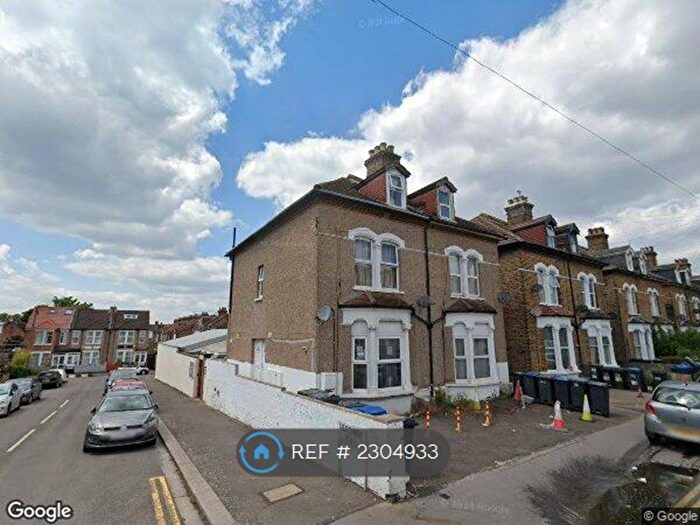 2 Bedroom Flat To Rent In Bensham Lane, Thornton Heath, CR7