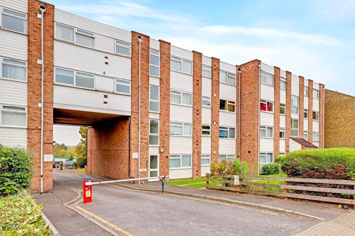 1 Bedroom Flat For Sale In Croydon Road, Anerley, London, SE20