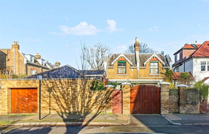 4 Bedroom Detached House For Sale In Grove Park Gardens, London, W4