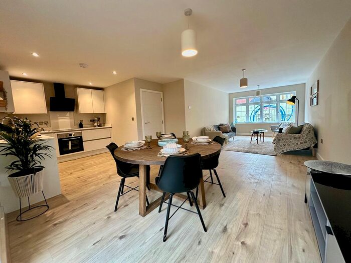 1 Bedroom Flat For Sale In Apartment, Whittle House, Warwick Street, Earlsdon, Coventry, CV5