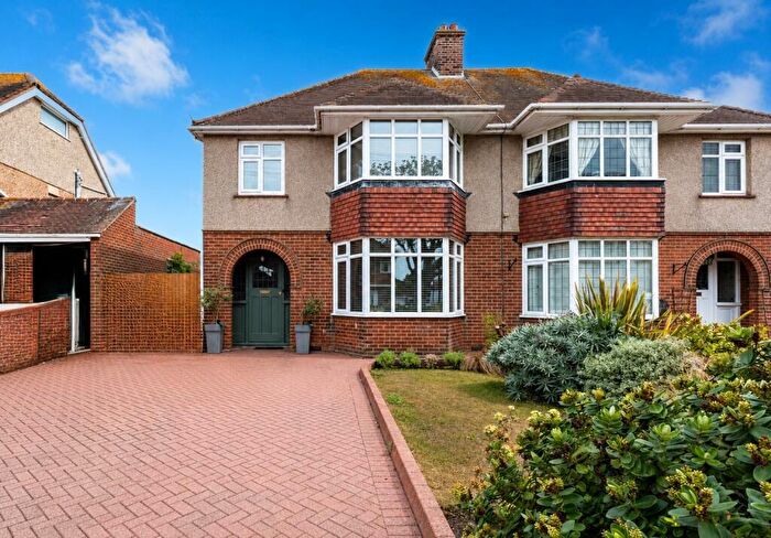 3 Bedroom Semi Detached House For Sale In Fitzmary Avenue, Margate, Kent, CT9