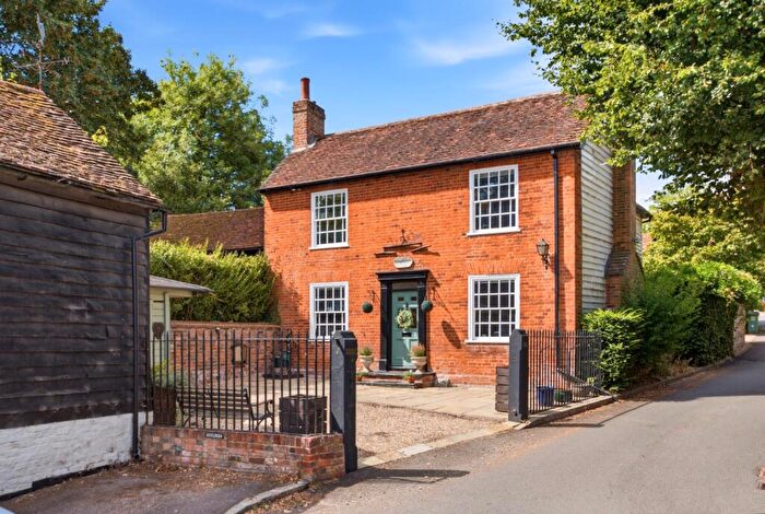 4 Bedroom Detached House For Sale In Lower Gustard Wood, Wheathampstead, St. Albans, Hertfordshire, AL4