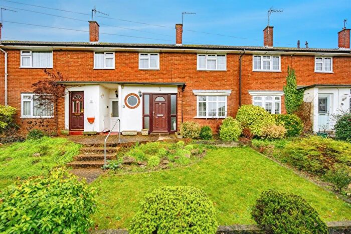 3 Bedroom Terraced House For Sale In Meadow Road, Hemel Hempstead, HP3