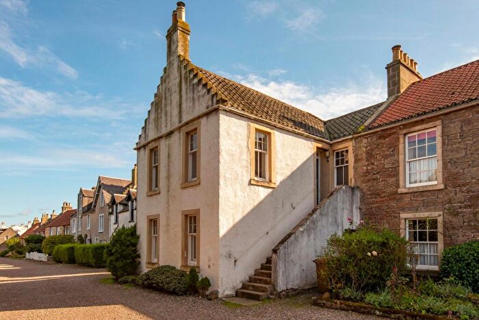 2 Bedroom Flat For Sale In Marketgate South, Crail, Anstruther, KY10
