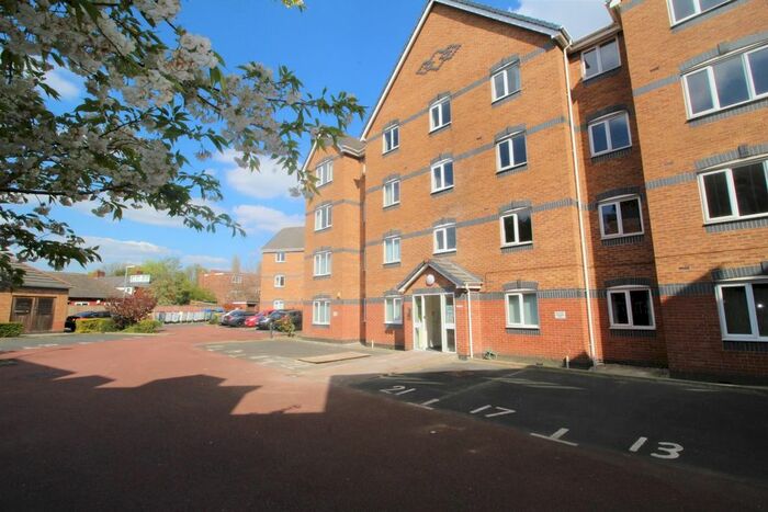 2 Bedroom Flat For Sale In Knightswood Court, Mossley Hill, Liverpool, L18