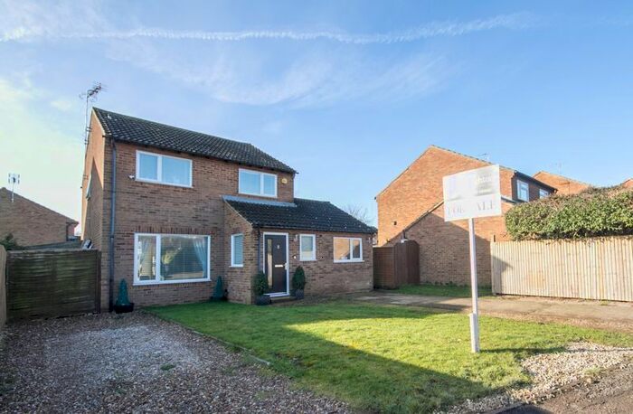 4 Bedroom Detached House For Sale In Romulus Way, Brackley, NN13