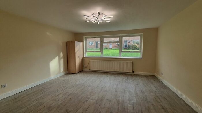 4 Bedroom Flat To Rent In Courthill Road, Lewisham London, SE13