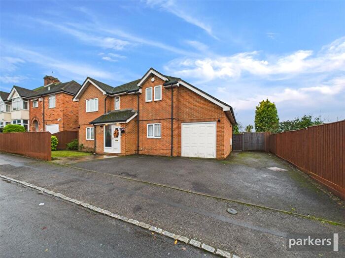 4 Bedroom Detached House For Sale In Palmerstone Road, Earley, Reading, Berkshire, RG6
