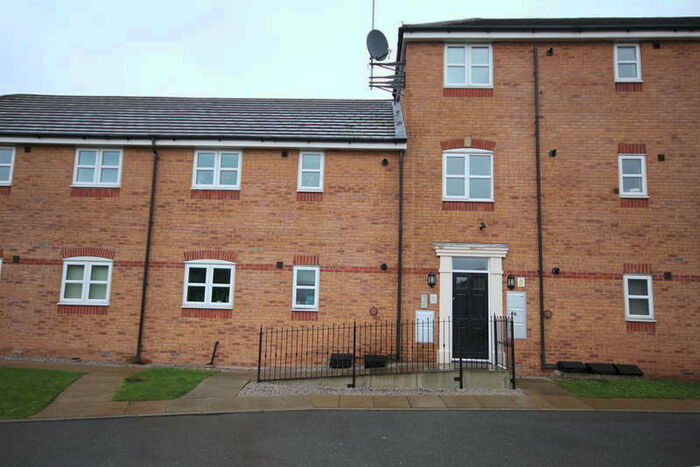 1 Bedroom Flat To Rent In Lowther Crescent, Grange Park, WA10