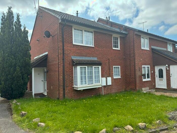 1 Bedroom Property To Rent In Spurcroft, Luton, LU3