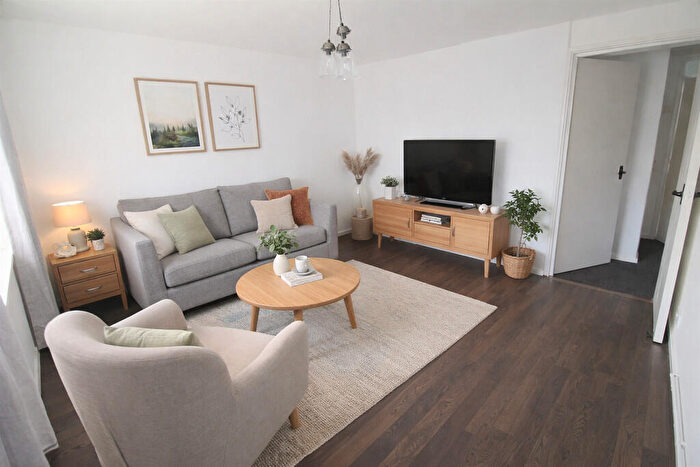 1 Bedroom Flat To Rent In Dolphin Court, Stubbington, PO14