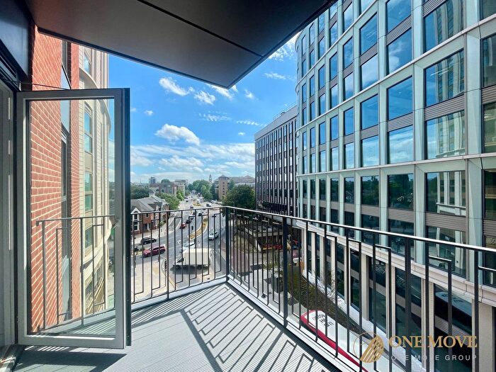 2 Bedroom Flat To Rent In Kingston Upon Thames, Surrey, KT1