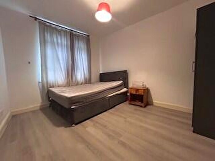 1 Bedroom Apartment To Rent In Room, High Town Road, Luton, LU2