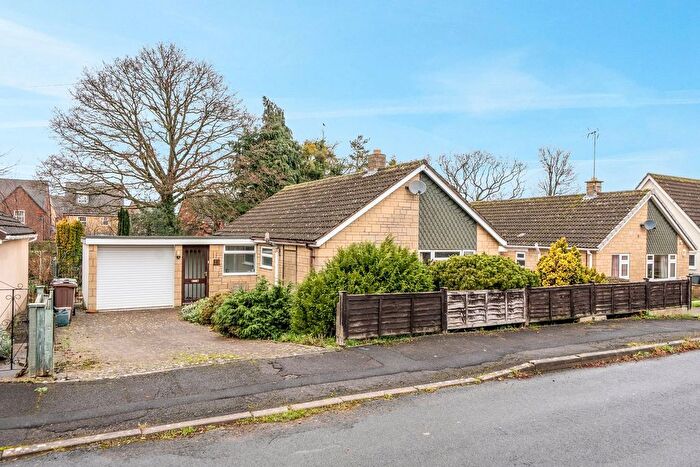 2 Bedroom Detached Bungalow For Sale In Castle Mead, Kings Stanley, GL10