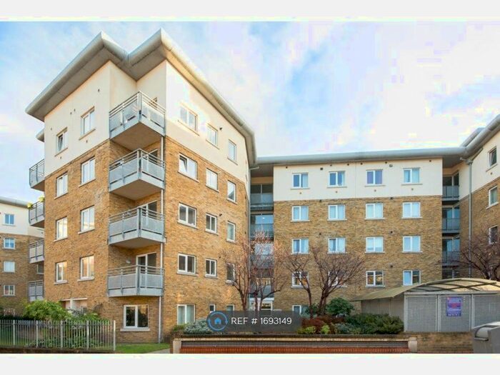 1 Bedroom Flat To Rent In John Bell Tower East, London, E3