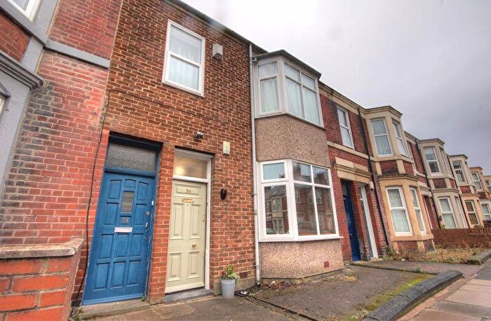 2 Bedroom Flat To Rent In Kelvin Grove, Newcastle Upon Tyne, NE2