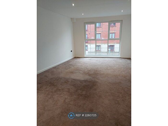 2 Bedroom Flat To Rent In The Coneries, Loughborough, LE11