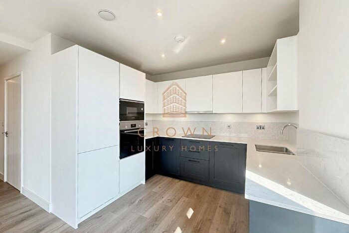 2 Bedroom Apartment To Rent In Menara Point - Th Floor, West Ham, E16