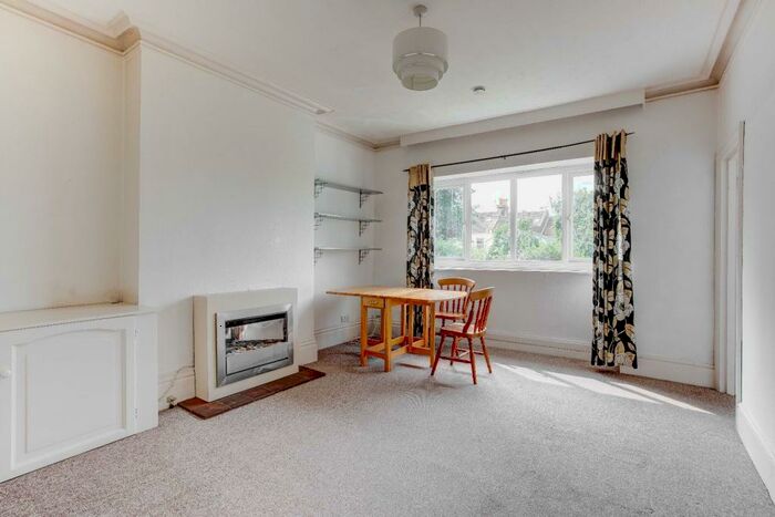 2 Bedroom Apartment To Rent In Rugby Road, Brighton, BN1