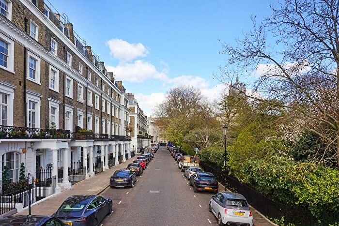 2 Bedroom Flat To Rent In Thurloe Square, South Kensington, London, SW7
