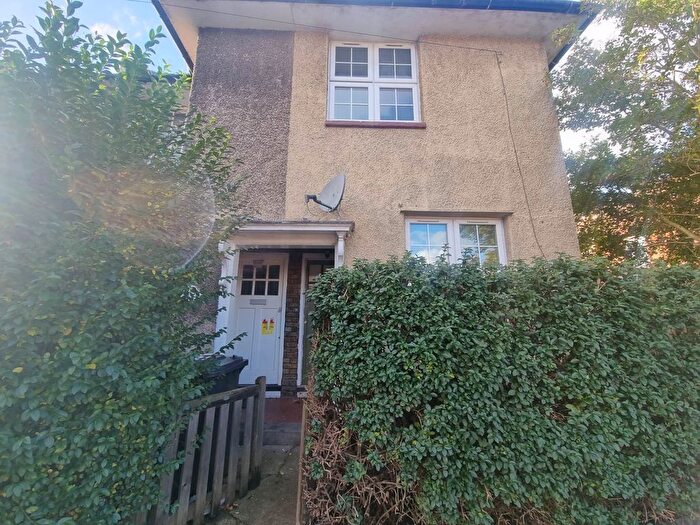 2 Bedroom Terraced House To Rent In Balliol Road, Tottenham, N17
