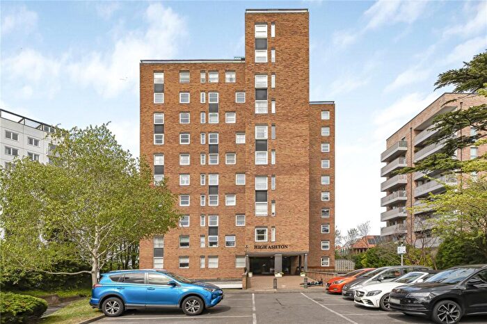 2 Bedroom Apartment To Rent In Kingston Hill, Kingston Upon Thames, KT2