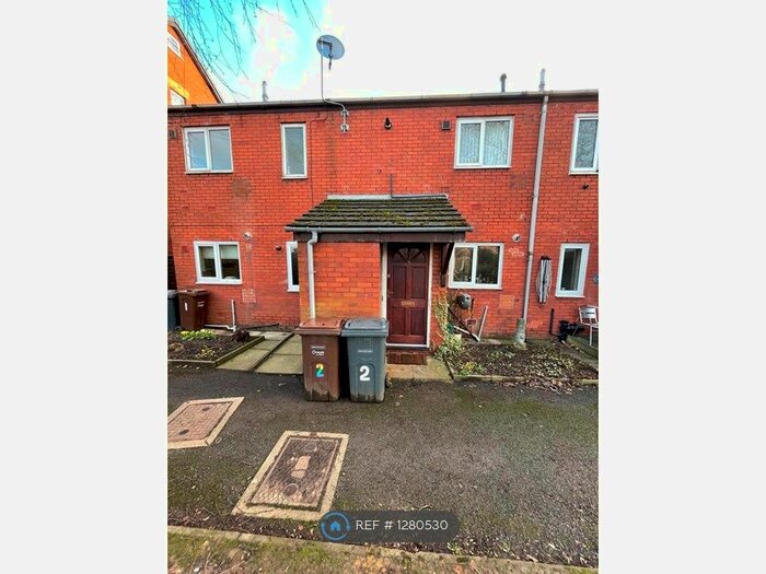 1 Bedroom Maisonette To Rent In Hamilton Mews, Manchester M30