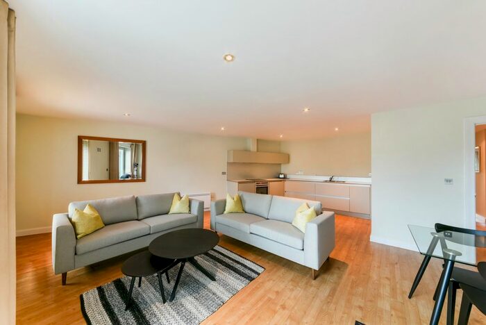 1 Bedroom Flat To Rent In Queensgate House, Bow Central, London, E3