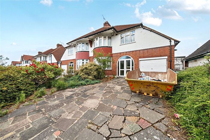 3 Bedroom Semi Detached House For Sale In Cat Hill, Cockfosters, Barnet, EN4