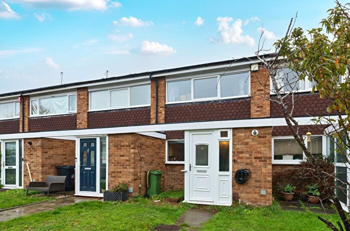 2 Bedroom Terraced House For Sale In Ainsdale Close, Orpington, BR6