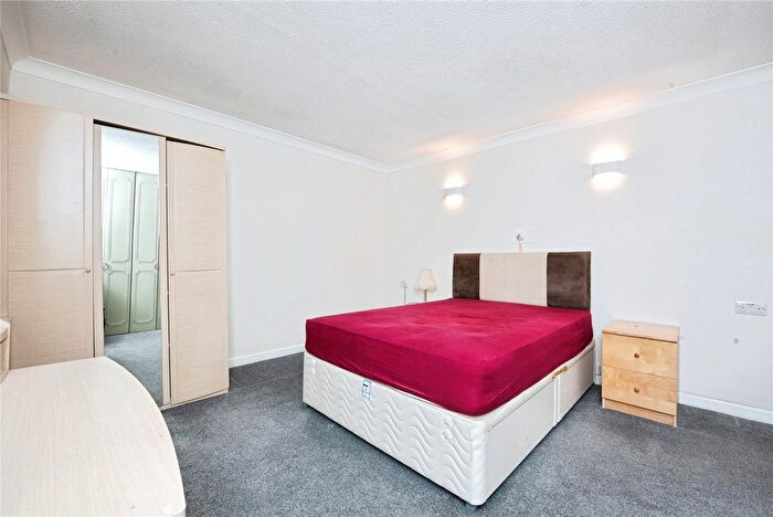 1 Bedroom Flat For Sale In Homehayes House, Westfield Park, HA5