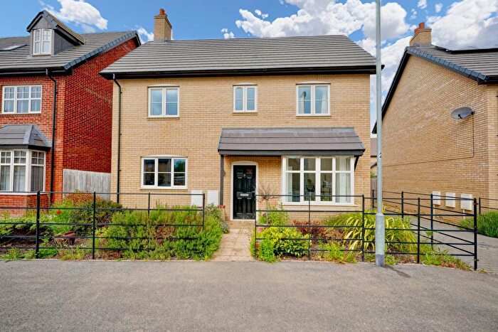 4 Bedroom Detached House For Sale In Fyson Way, Warboys, Huntingdon, PE28