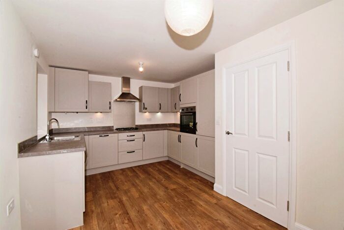 3 Bedroom End Of Terrace House For Sale In Mould Pen, Wigston, LE18