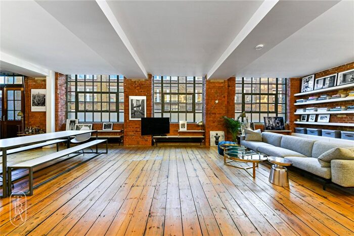 2 Bedroom Flat To Rent In Nile Street, London, N1