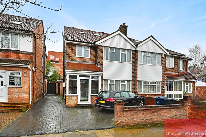 3 Bedroom Semi Detached House For Sale In Bowes Road, London, W3
