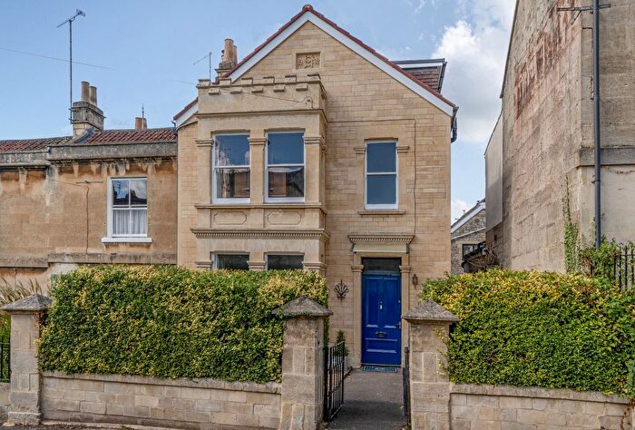 4 Bedroom End Terrace House For Sale In Trafalgar Road, Bath, Somerset, BA1