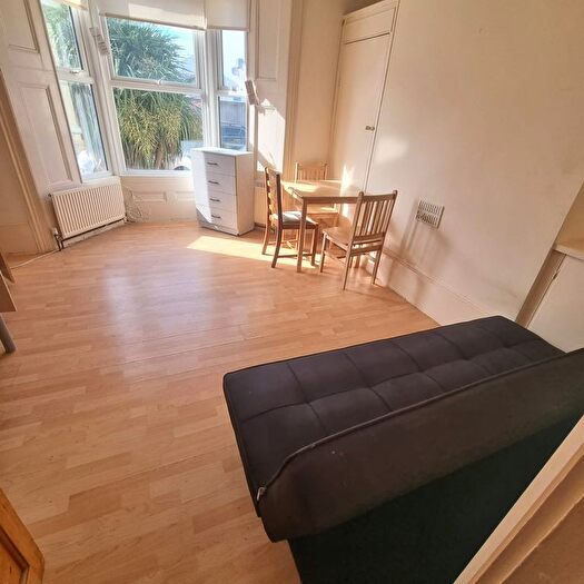 1 Bedroom Flat To Rent In Margate, CT9